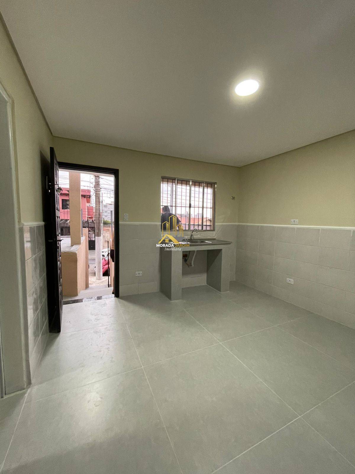 Casa para alugar em Santo André, Jardim das Maravilhas, com 1 quarto, 45m² - Morada Jardim Negócios Imobiliario