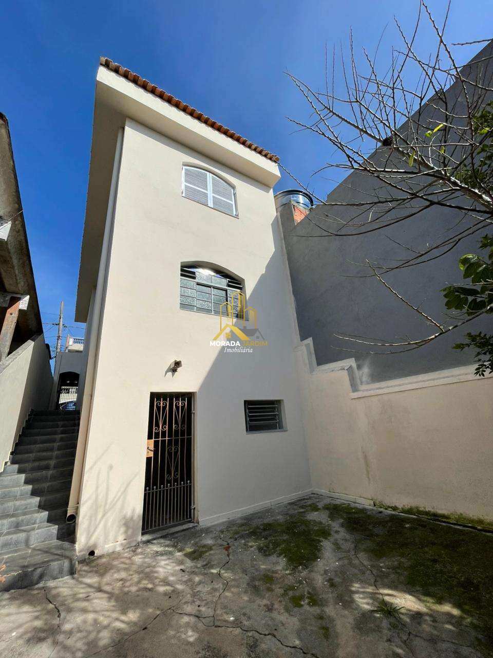 Sobrado à venda em Santo André, Jd Alvorada, com 2 quartos, 160m² - Morada Jardim Negócios Imobiliario