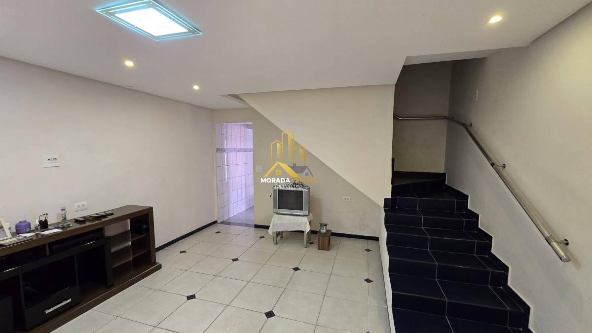 Sobrado à venda em Santo André, Jardim Alzira Franco, com 3 quartos, 185m² - Morada Jardim Negócios Imobiliario