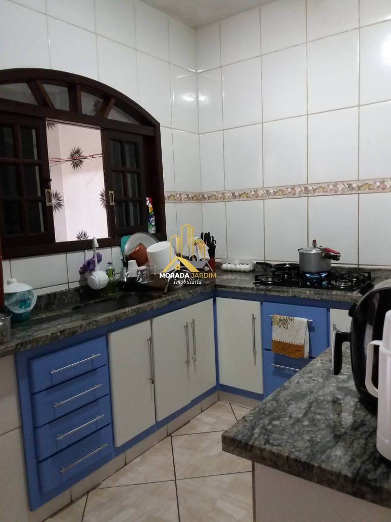 Sobrado com 4 quartos, 240m², à venda em Santo André, Parque Gerassi - Morada Jardim Negócios Imobiliario